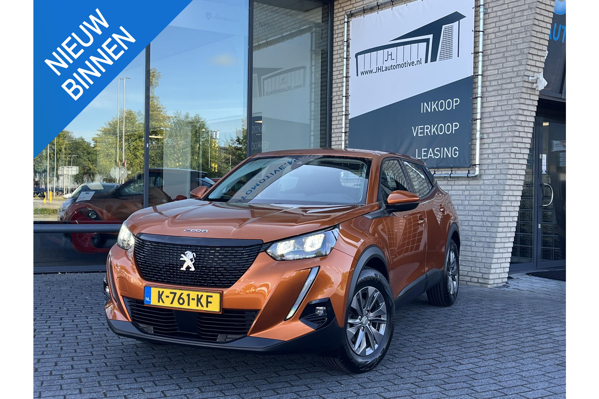 Peugeot 2008 1.2 PureTech Blue*NAVI*CAM*HAAK*ECC*CRUISE*CARPLAY